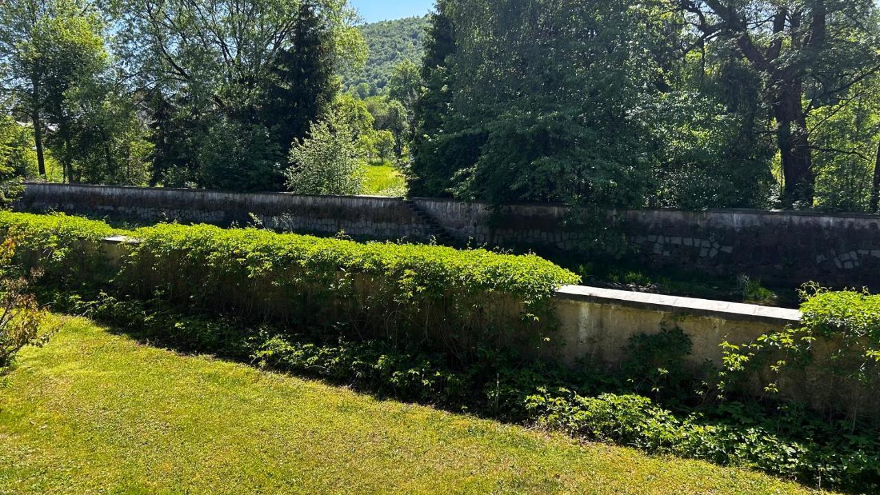 Nad Grajcarkiem Pieniny Appartement Szczawnica Buitenkant foto